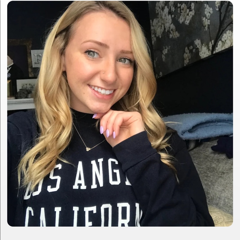 Meet your Posher, Lizzie